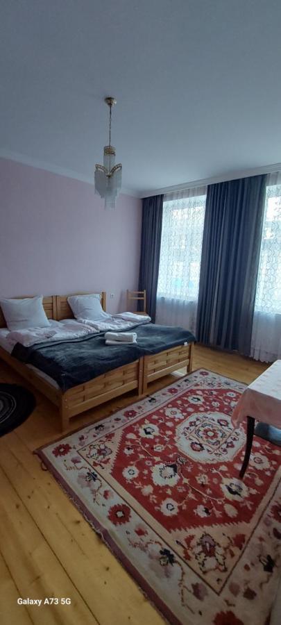 Guest House Lela Rezo Stepancminda Zewnętrze zdjęcie